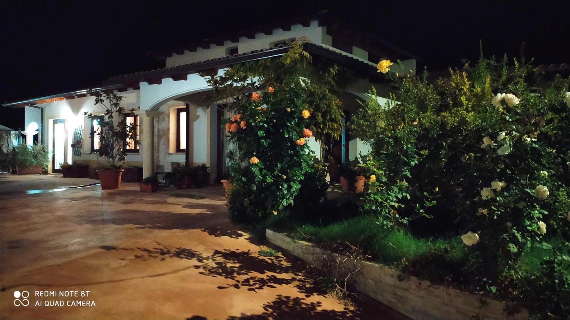 I Giganti Bed & Breakfast Riola Sardo Bagian luar foto