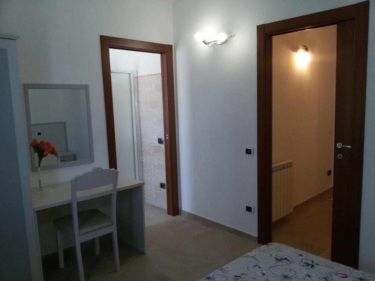 I Giganti Bed & Breakfast Riola Sardo Bagian luar foto